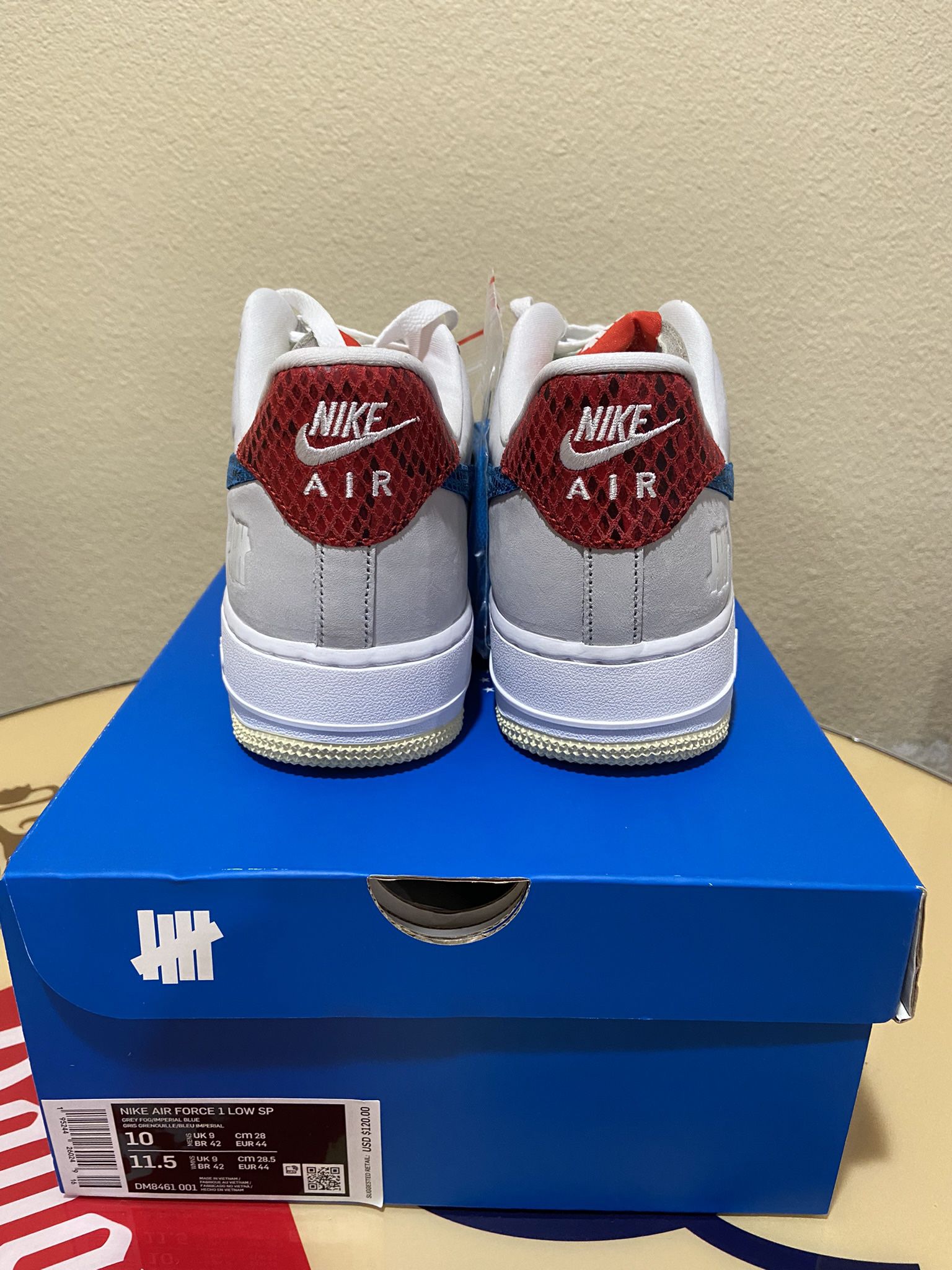 Nike air force 1 Red and black Size 10 for Sale in Palm Desert, CA