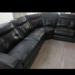SECTIONAL GENUINE LEATHER RECLINER ELECTRIC BLACK COLOR.. DELIVERY 🚚 SERVICE AVAILABLE 💥🚚💥