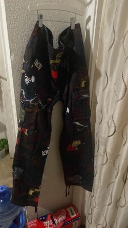 The hundreds looney tunes pants sizes