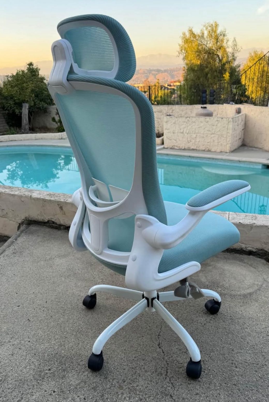 Clearance! Office Chair, High Back Ergonomic Desk Chair, Breathable Mesh Desk Chair with Adjustable Lumbar Support and Headrest, Swivel Task Chair wit