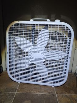 Lasko Box Fan