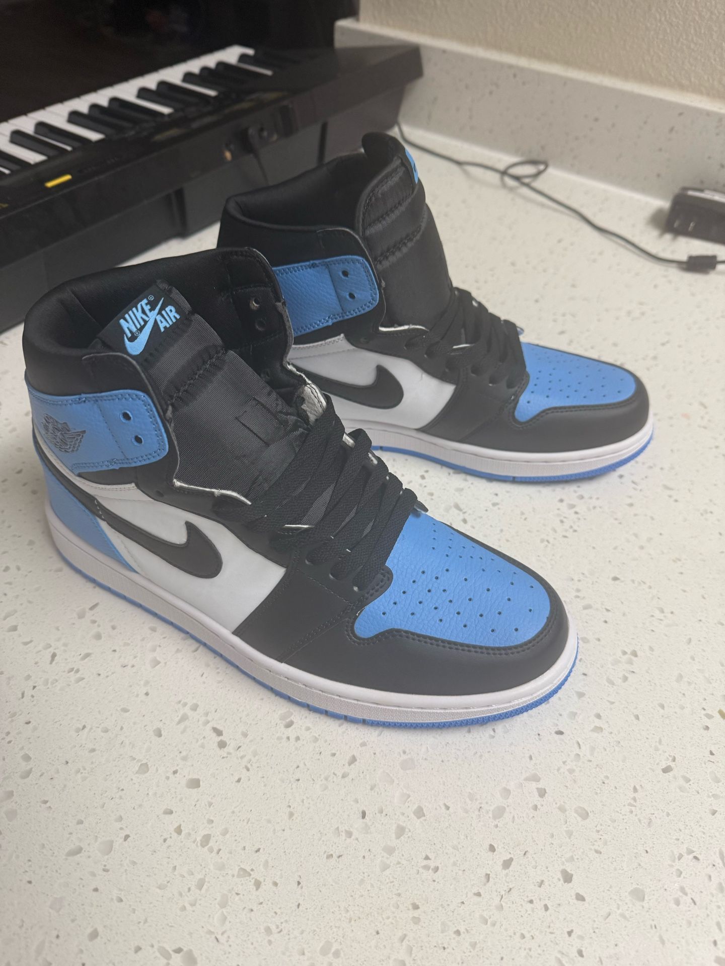 Nike Jordan 1 Retro High OG UNC Toe