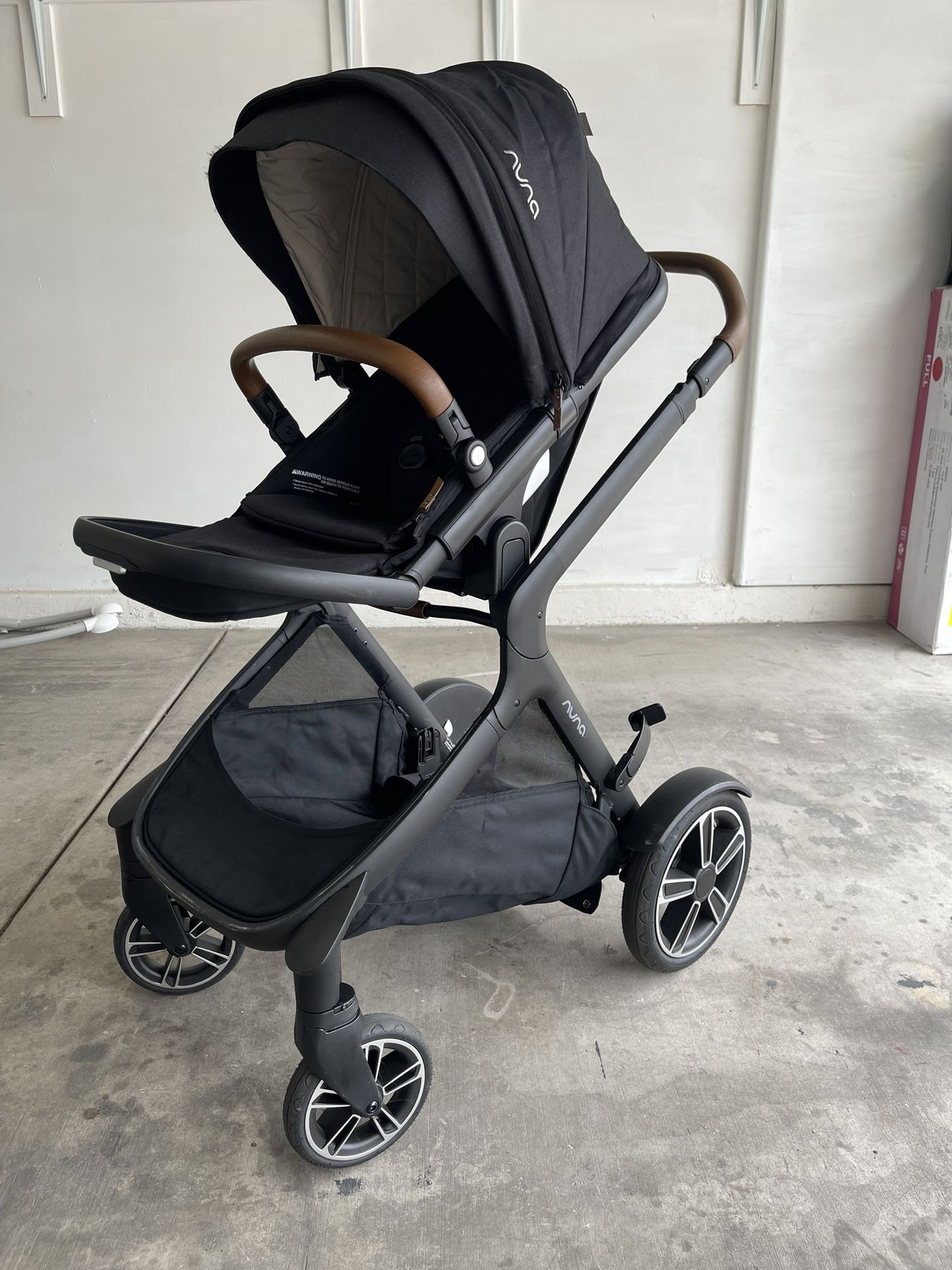 Nuna DEMI Next Double Stroller - Caviar