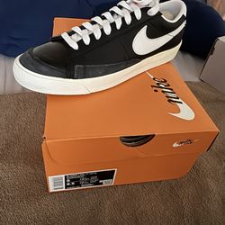 Nike Shoes 