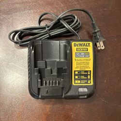 Dewalt Battery Charger (Never Used) DCB107