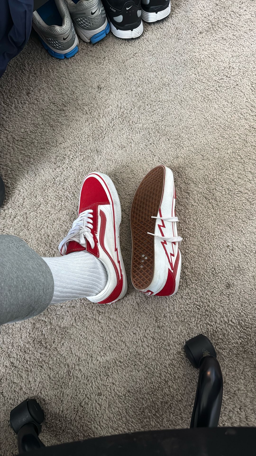 Men’s Vans Size 9.5