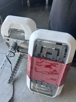 2 Liftmaster 8587 Elite Series ¾ HP AC Chain Drive Garage Door Opener 