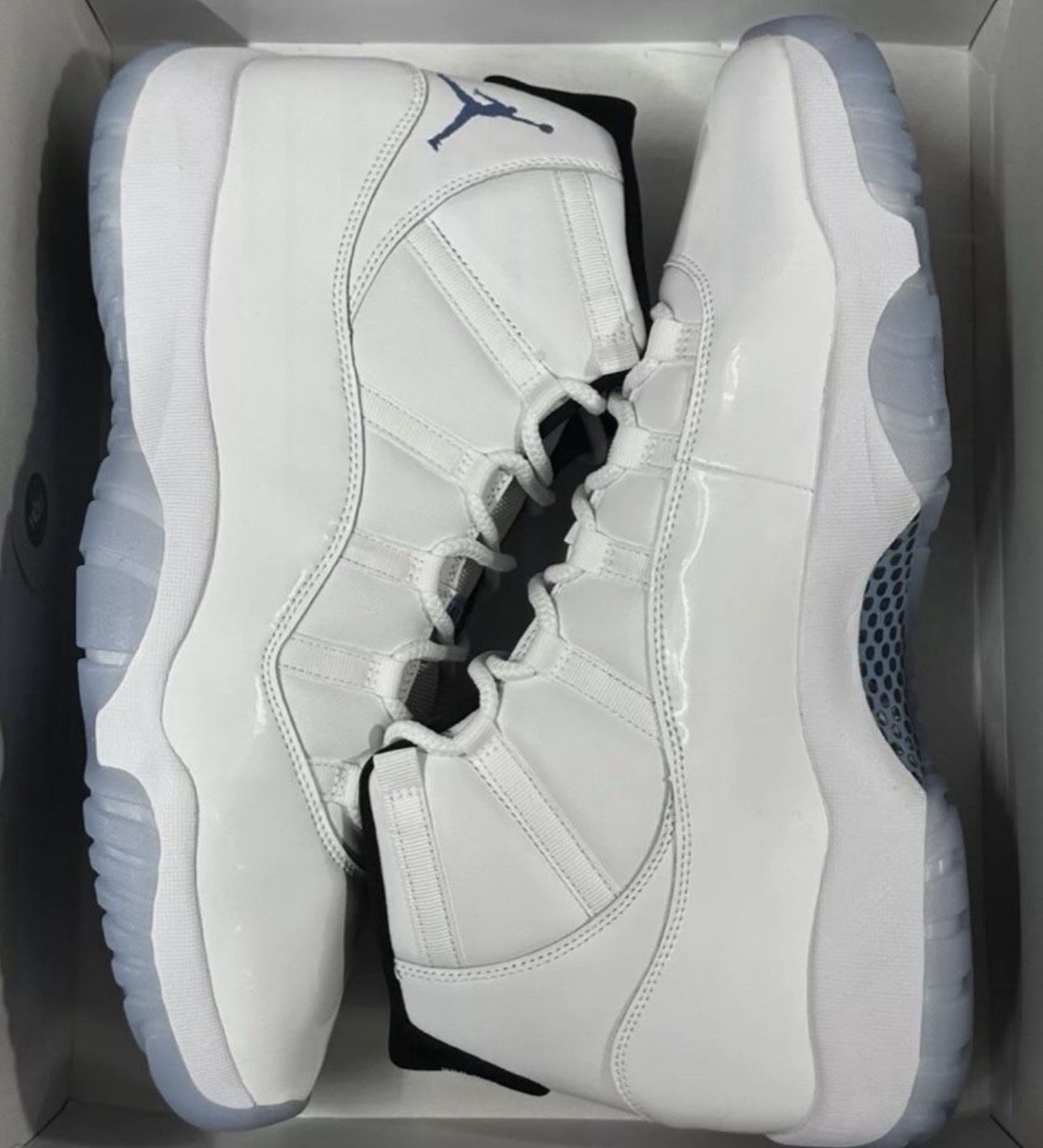 Jordan Colombia 11's Size 10.5 Brand New 