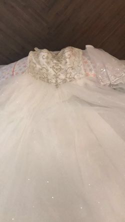Wedding dress