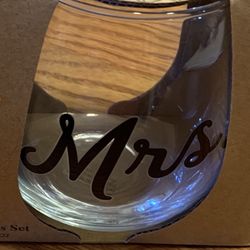 Mr & Mrs Stemless Glasses
