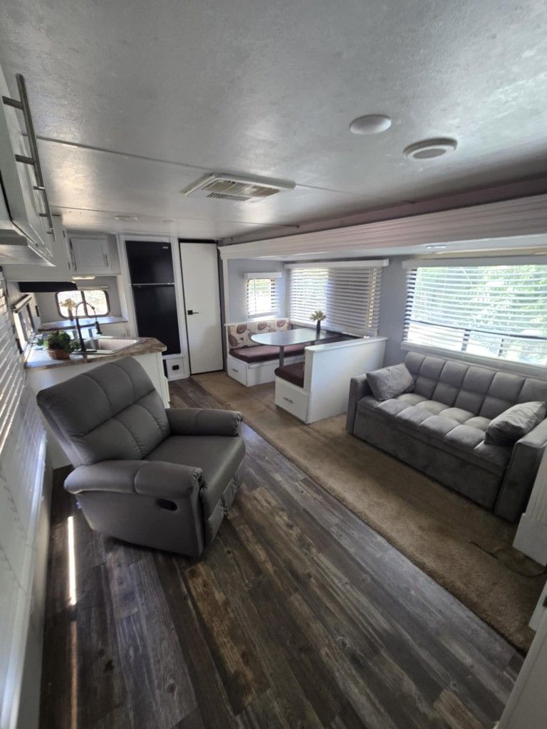 forest river travel trailer 34ft with slideout