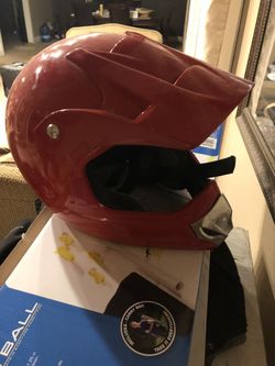 Large motorcycle helmet