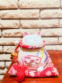 Ceramic Maneki-neko Lucky Cat — $25