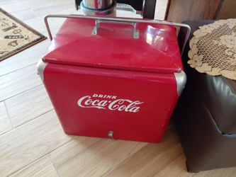 Old coke cooler