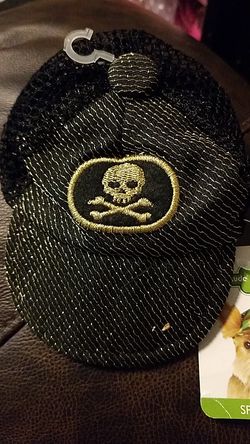Wag-A-Tude Scull & Crossbones Hat xs/s