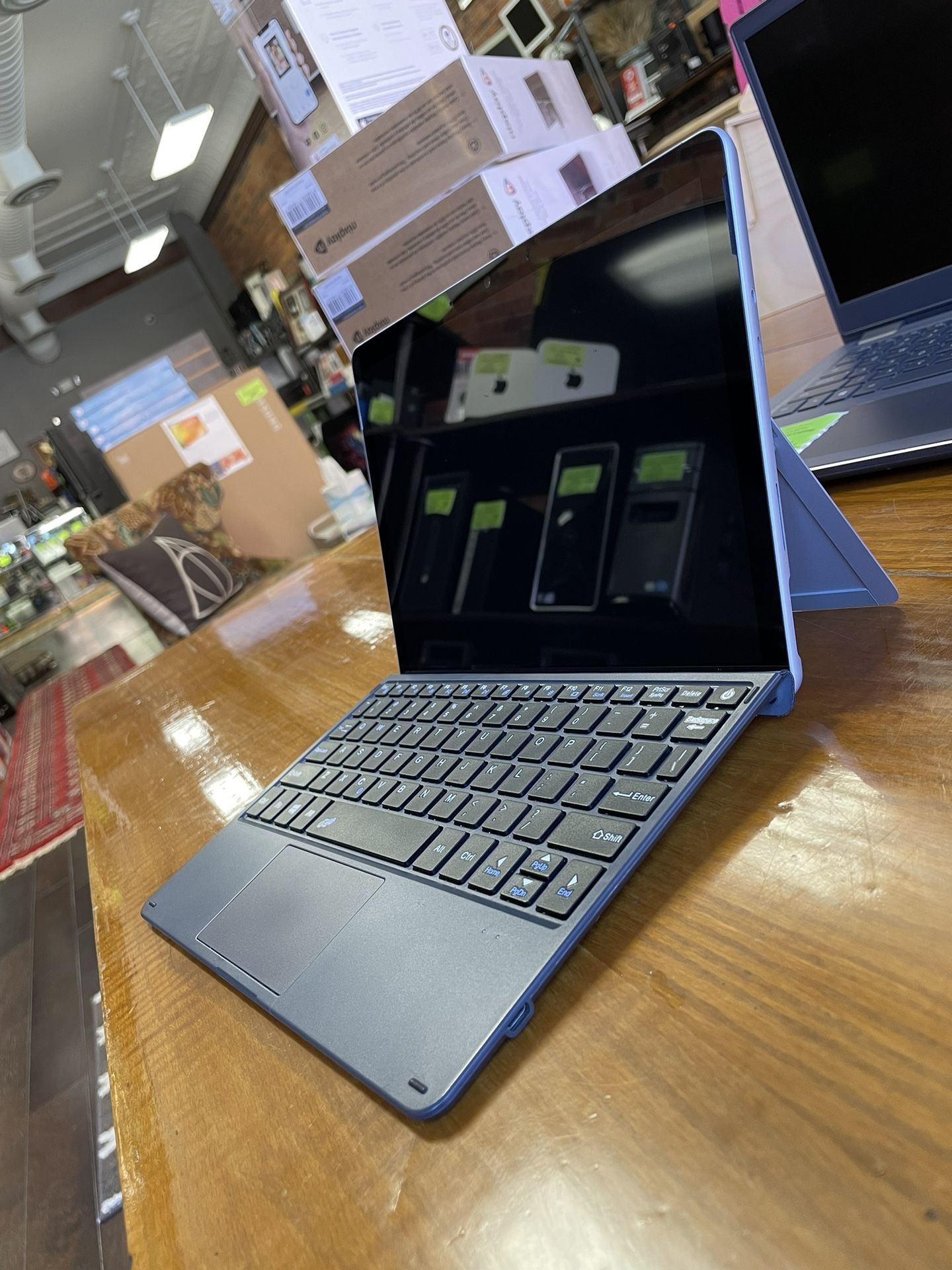 Microsoft Surface Go 2 4GB RAM 64GB SSD W11Pro 10.5” FHD Touchscreen LAPTOP & TABLET