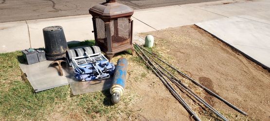 free, must take everything including plastic.