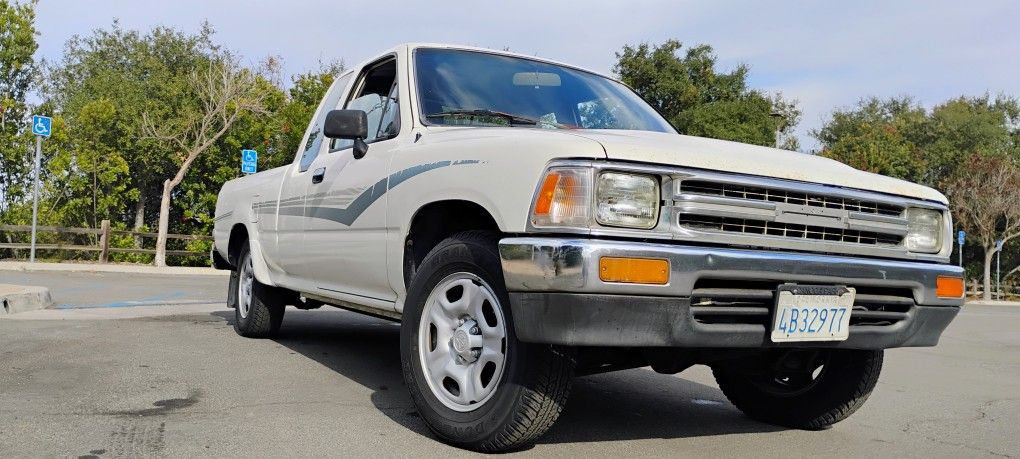 Toyota Tacoma 22re Pick Up Truck 4x4 TRD