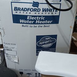 Brand NEW  BRADFORD WHITE TURBO 37 GALLON WATER HEATER 