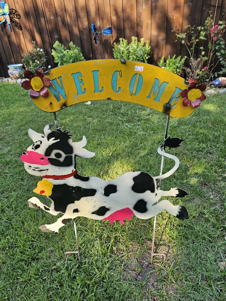 WELCOME COW Sign Decoration (Yard Art) $40 Each