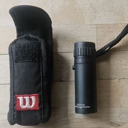 Wilson TrueVue Golf Scope WITH Belt Pack GUC 