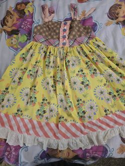 Beautiful toddler dress,  fits like 4-5 years old