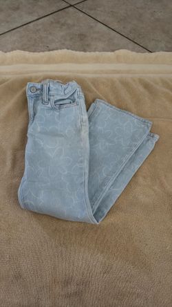 Girls jeans with flower print
