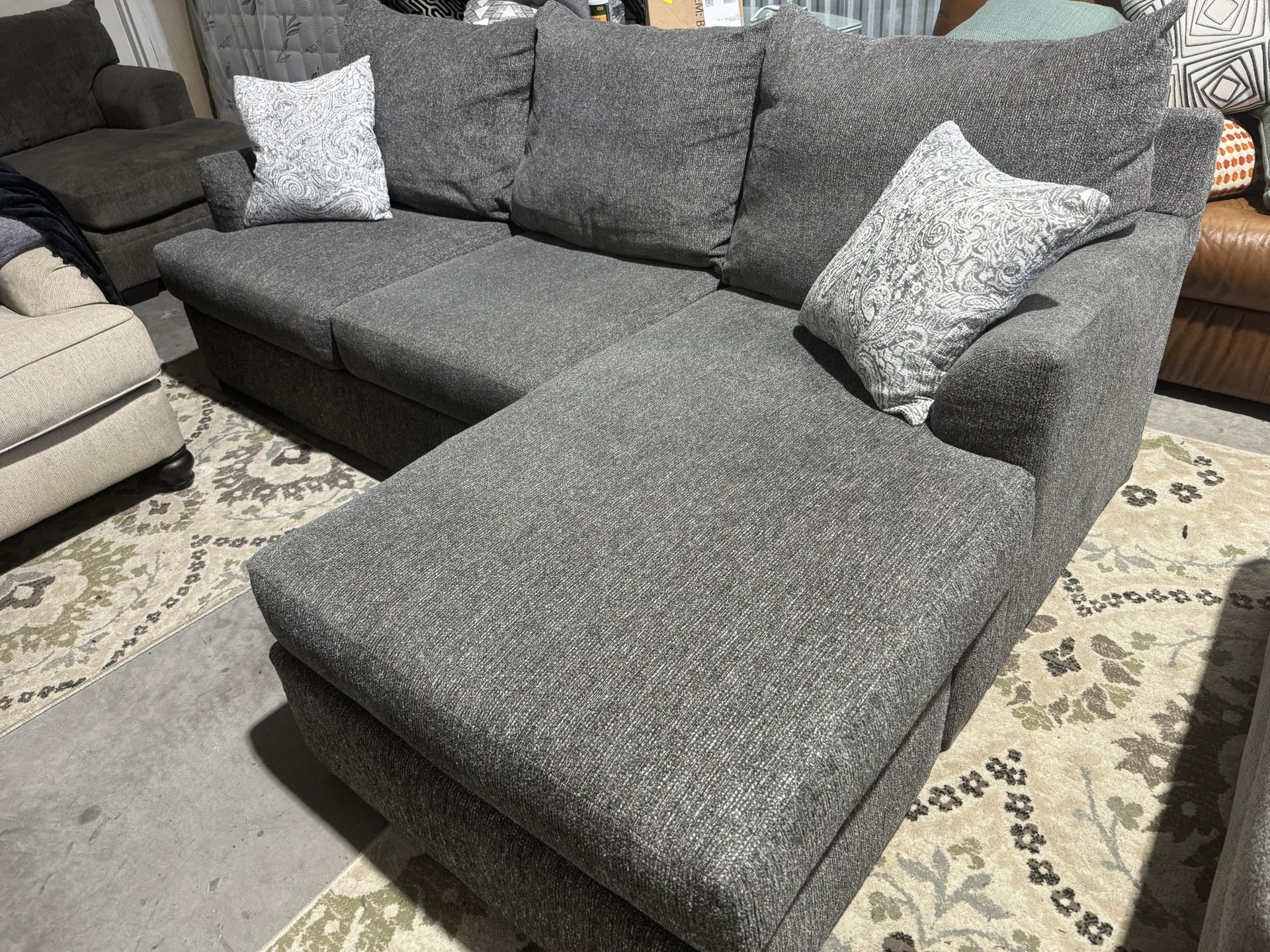 Free Delivery* Beautiful Gray Sofa Reversible Chaise