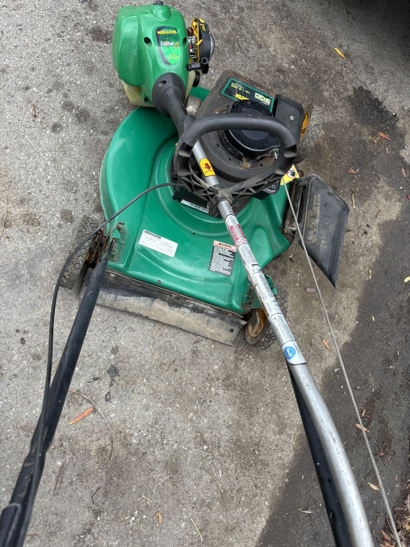 Side Discharge Push Mower Weed Wacker Good Working Condition Tested Before Buy It. 150$$ Cash