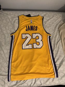 Lebron Lakers Jersey— Fake for Sale in Los Angeles, CA - OfferUp