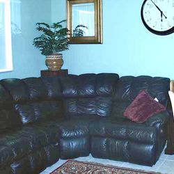Black Leather Couch - Reclining