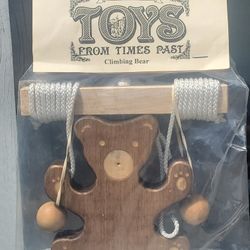 Wooden Children's Climbing Bear Kid's Toy 
