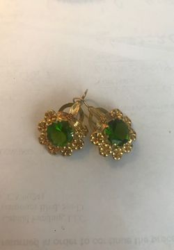 Gold earrings