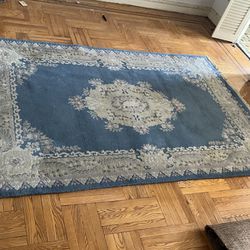 Rug, Light Blue, Classic Style, 5 ‘11” x 9 ‘ft