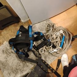 FallTech full-body safety harness With Rope And Bag Full Set