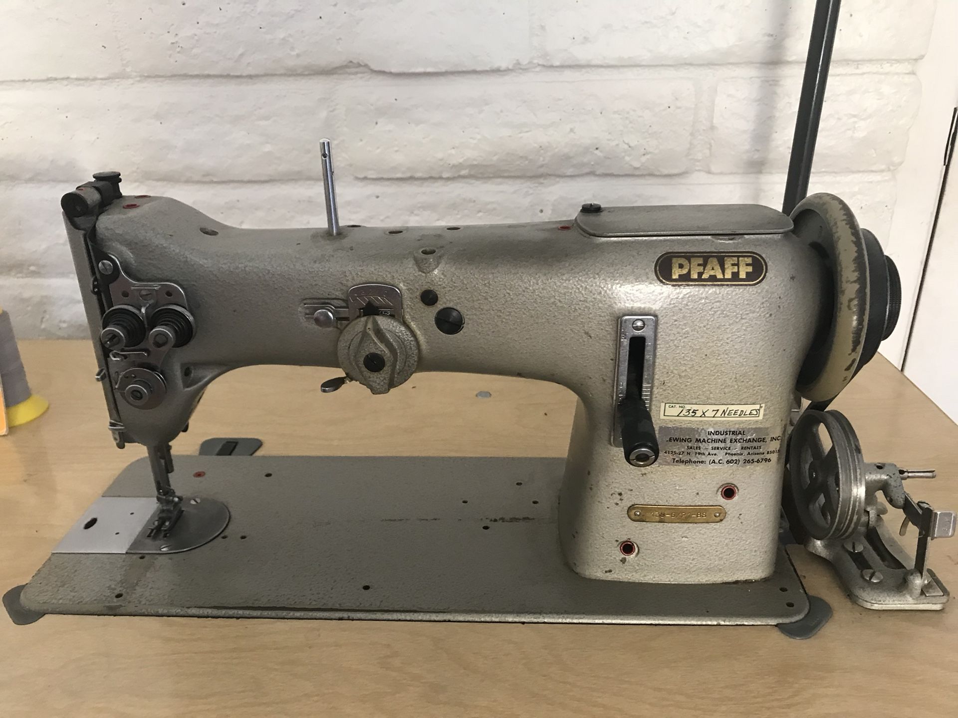 PFAFF industrial commercial sewing machine model 138 for Sale in Phoenix, AZ OfferUp