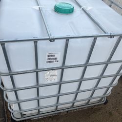 275 Gallon Water Tank $85 Each