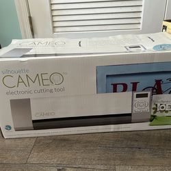 BNIB Lot of Cricut, silhouette Cameo, Slice, cameo rolling tote