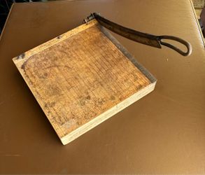 Vintage tabletop guillotine paper cutter