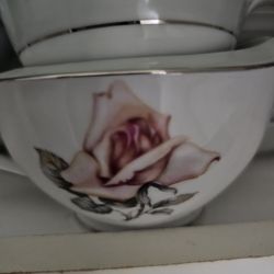 HALSEY CHINA ROSE DAMASK 402