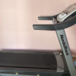 NordicTrack T 7.0 Treadmill 
