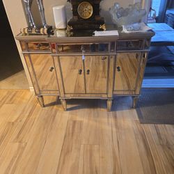 Buffet Table Mirrored Silver