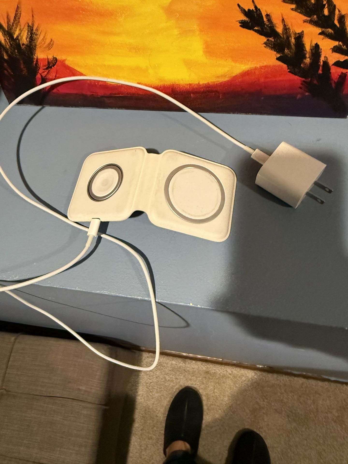 Apple MagSafe Dual Charging Port