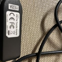 DYNEX  DX-C114200 PC/Mac Transfer Adapter