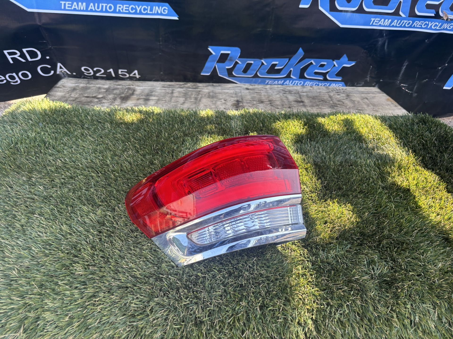 Jeep Grand Cherokee Lh Tail Lamp