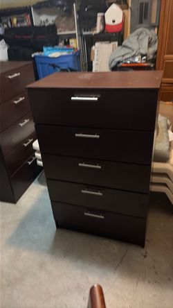 Dark Brown 5-Drawer Chest Dresser