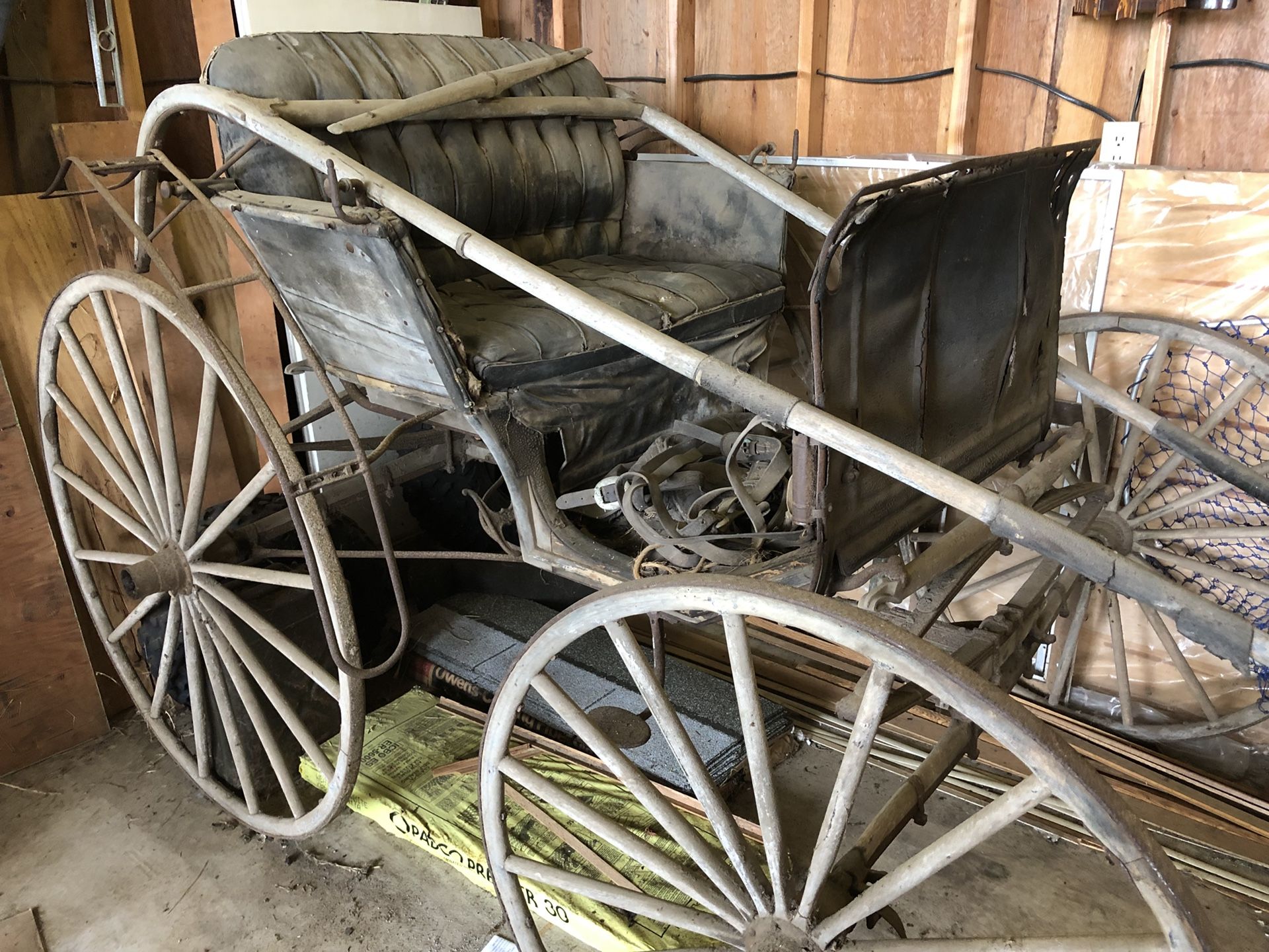 Antique Horse Buggy Great For A Wedding Venue Or Business Decor For Sale In Olympia Wa Offerup