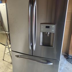 Ge French Doors Stainless Steel Refrigerator Counter Depth 