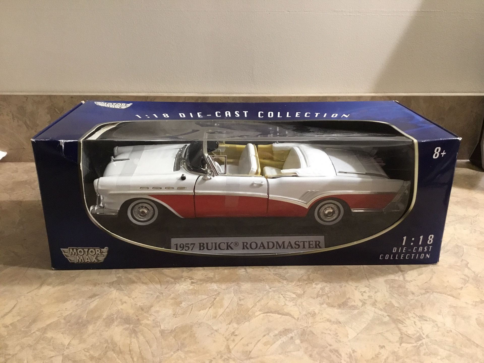 Die-cast  1957 Buick Roadmaster  Convertible   White/Red  1:18 Scale  New In Box