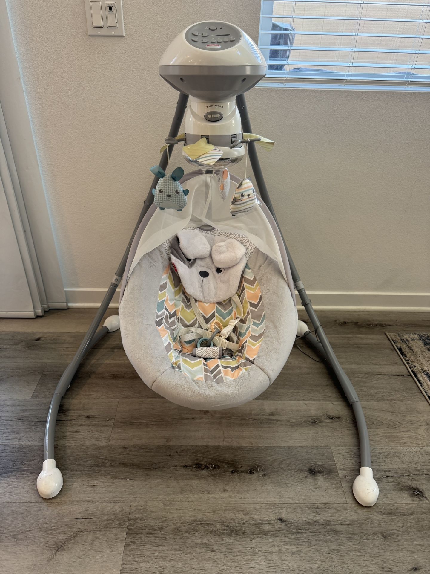 Fisher Price Sweet Snugapuppy Swing